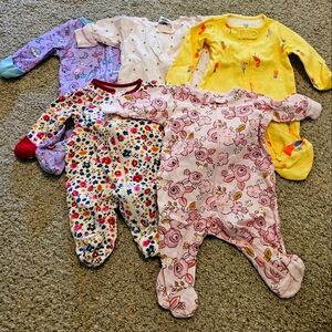 Newborn baby clothes